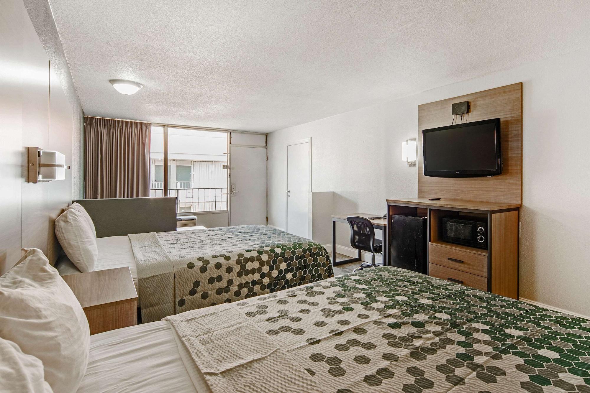 Econo Lodge Inn & Suites Near Bricktown Oklahoma City Esterno foto